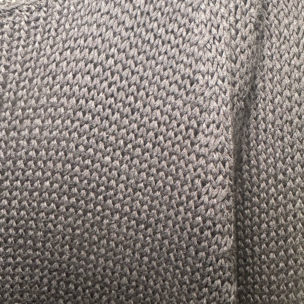 Sweater - Picture 12 of 12